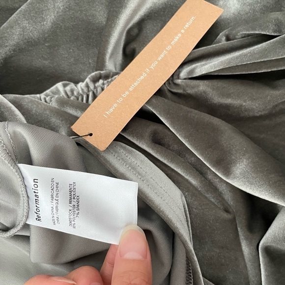 Reformation Ritz Knit Dress in grey velvet XS NWT - Picture 7 of 7